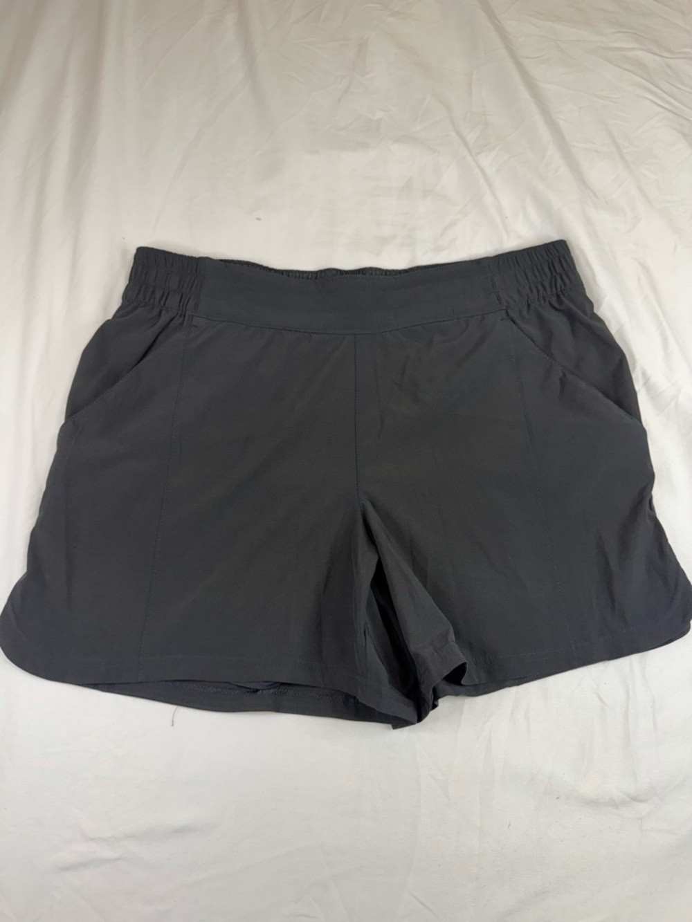 Columbia Athletic Shorts Womens XL Black Omni Wick Running Workout Active